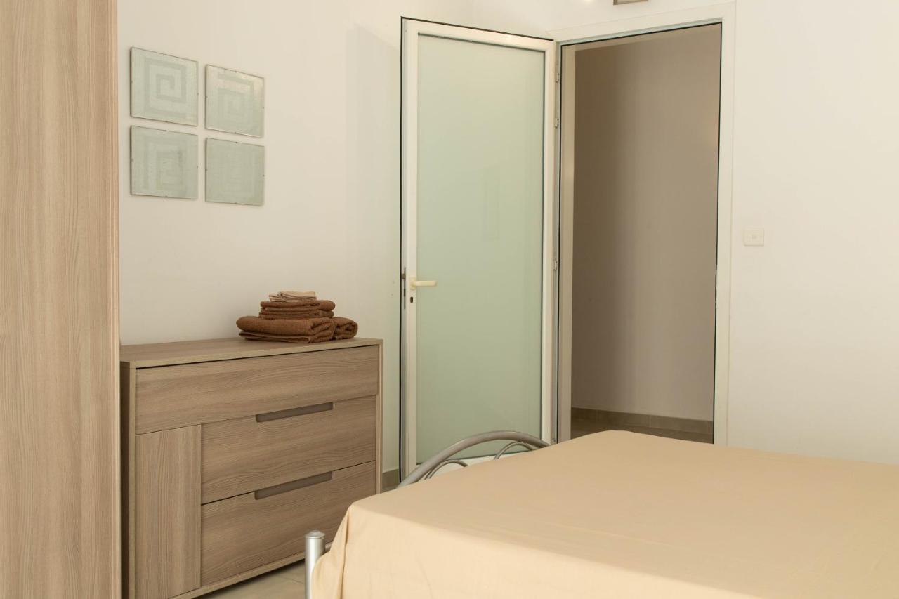 Spacious 3-Bedroom Apartment 30 Seconds From Sea Marsaskala Esterno foto